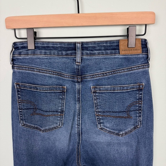 American Eagle Mom Jeans Distressed Size 0 - Picture 5 of 9